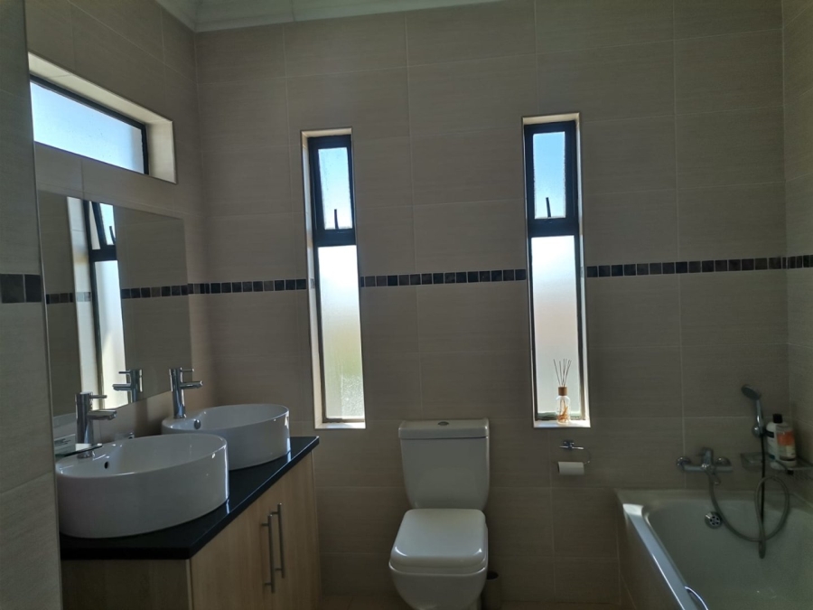 3 Bedroom Property for Sale in Shellyvale Free State